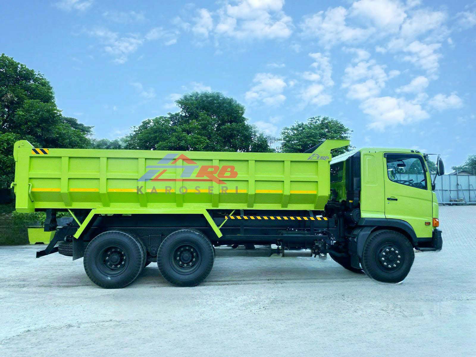 dump truk